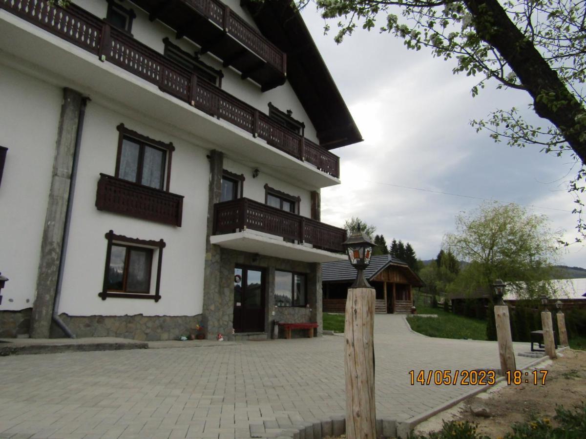 Вилла Ograda De La Munte Бран Экстерьер фото